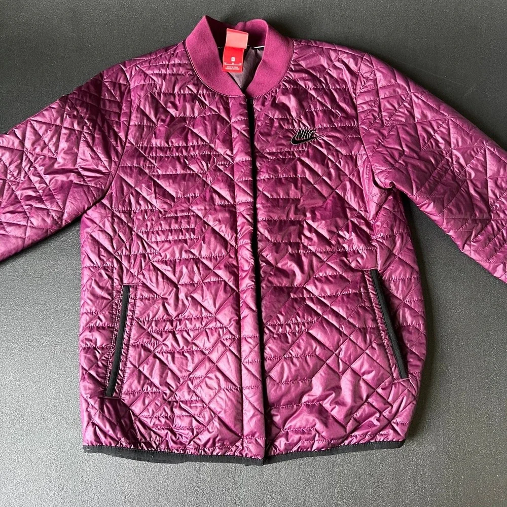 Nike Quilted Bomber Jacket Snap Front Women M Sporty Athleisure Transitional
